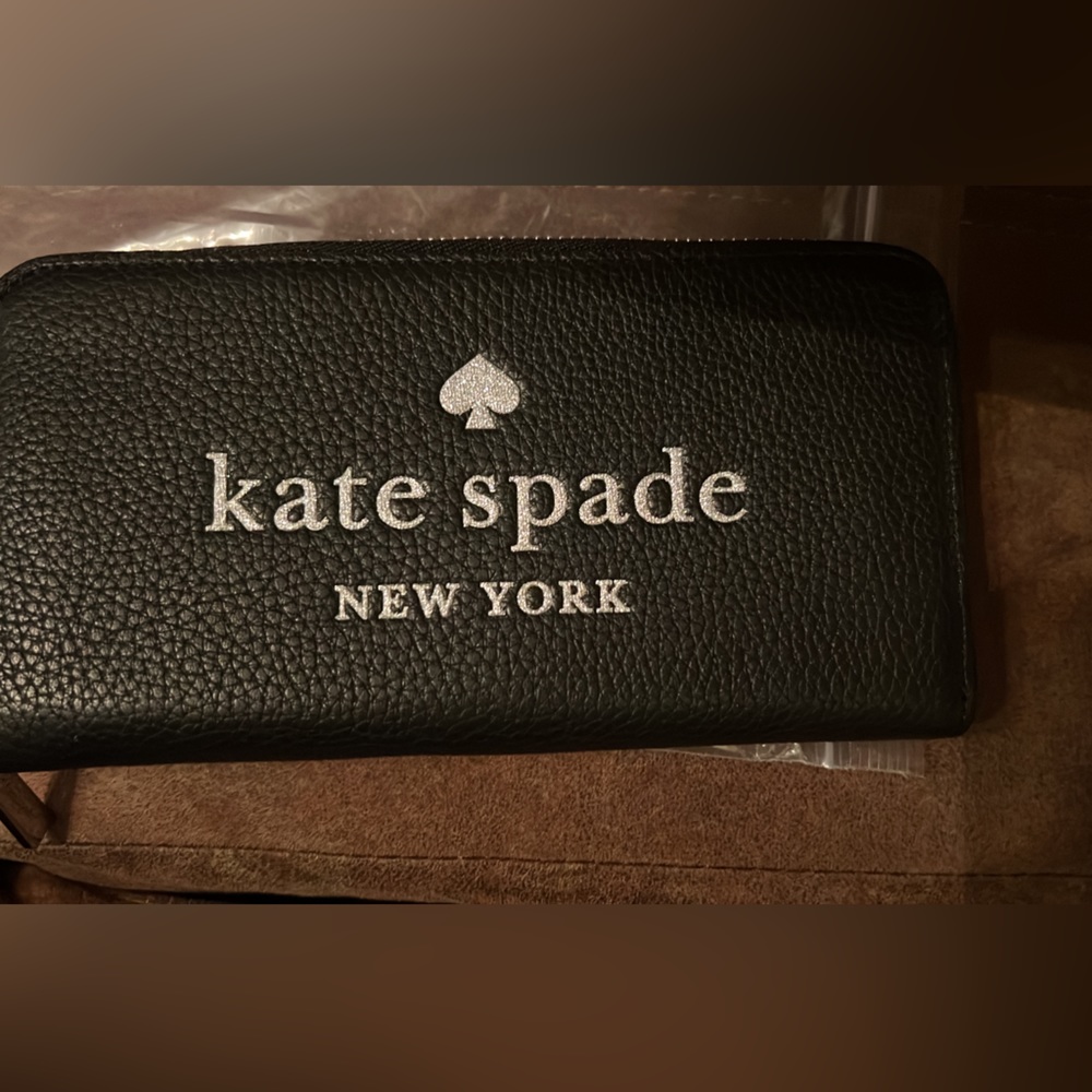 Kate spade zipper wallet